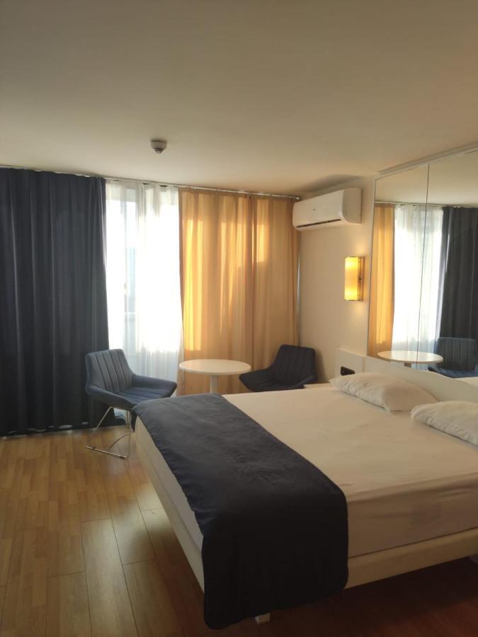 Orbi Twin Tower Apartement Batumi Exterior photo