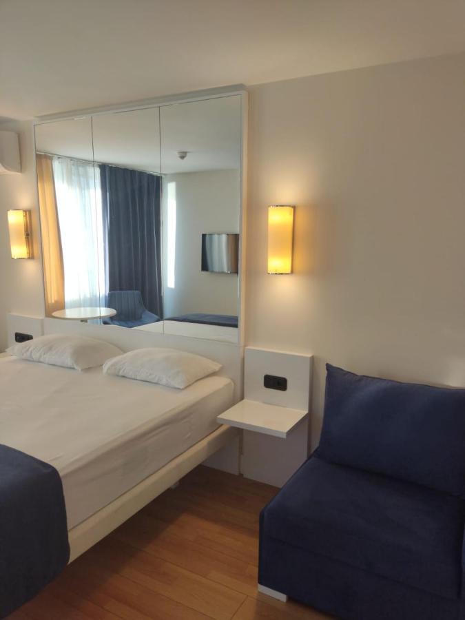 Orbi Twin Tower Apartement Batumi Exterior photo